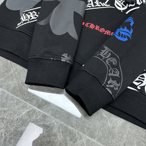 ブランドパーカー着用イメージ